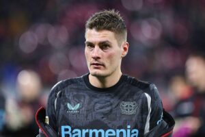 Patrik Schick feiert Tor für Bayer Leverkusen beim 1:0-Sieg gegen Benfica in Lissabon.
