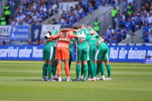 David Abrangao, Nachwuchsspieler, erhält Profivertrag bei SpVgg Greuther Fürth bis 2028.
