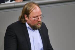 Anton Hofreiter fordert Merz auf, Brasilien-Äußerungen beim G20-Gipfel zu überdenken.