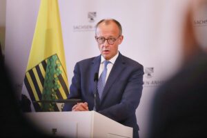 Friedrich Merz spricht über Sicherheitsstandards für Weihnachtsmärkte nach Anschlag in Magdeburg.