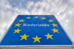 Landesschild der Niederlande als Symbol für Entspannung im Chiphersteller-Konflikt mit China.