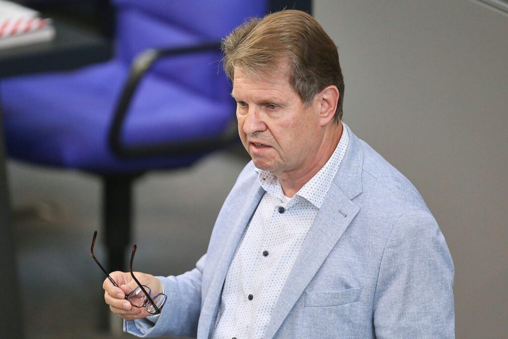 Stegner fordert Aufklärung von Weimer