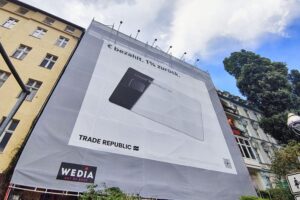 Zunehmende Beschwerden über Trade Republic: Überlasteter Kundenservice und unvollständige Leistungen im Fokus.