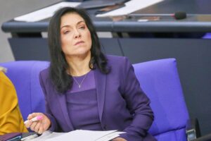 Katherina Reiche lobt Reformkompromiss der Koalition zur Rentenreform in Berlin.