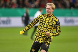 Julian Brandt jubelt nach seinem Tor, während Dortmund gegen FK Bodö/Glimt spielt.