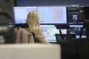Dax-Chart an der Frankfurter Börse, negative Entwicklung nach schwachen US-Arbeitsmarktdaten.
