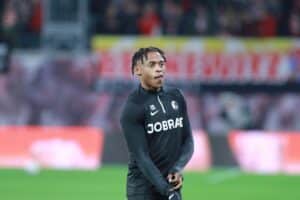Freiburgs Spieler jubelt nach dem entscheidenden Tor im Europa-League-Sieg gegen Salzburg.