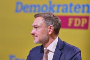 Christian Lindner und Christian Dürr symbolisieren den Wechsel in der FDP-Führung ohne Einfluss.