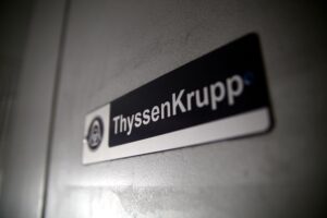 Thyssenkrupp: Restrukturierung, Masseneinsparungen und Zukunftsstrategien im Stahlsektor.