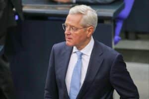 Norbert Röttgen spricht über neue US-Außenpolitik und deren Auswirkungen auf Europa und die EU.
