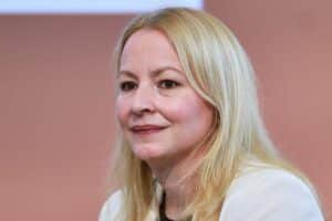 Christine Streichert-Clivot präsentiert neue kulturpolitische Leitlinien für das Saarland, betont kulturelle Vielfalt.