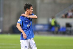 Darmstadt feiert 2:0-Sieg über Nürnberg, Bielefeld und Kiel trennen sich 2:2. Fußball-Action!