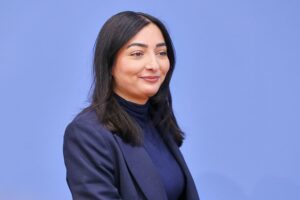Entwicklungsministerin Reem Alabali Radovan spricht über strategische Allianzen und zukunftsorientierte Zusammenarbeit.