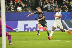 Eintracht Frankfurt verliert 0:2 gegen Tottenham Hotspur im entscheidenden Champions-League-Spiel.