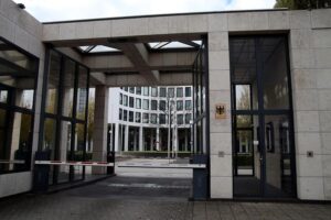 Festnahme mutmaßlicher Unterstützer von Terrorgruppen; Durchsuchungen, Ermittlungen in Brandenburg.