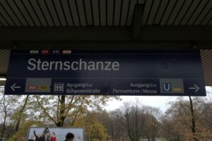 Hamburger Bahnhof mit besonderem Fokus auf den ÖPNV und klimafreundliche Verkehrsstrategien.