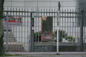Proteste im Iran: Forderungen nach Abschiebestopp und Sanktionen gegen Regierung und Militär.