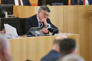Boris Rhein fordert Reform des Länderfinanzausgleichs zur Bekämpfung von Neuverschuldung in Hessen.