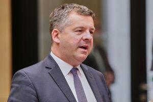 Sven Schulze bei einer politischen Rede, kämpferisch für die CDU, gegen die AfD positioniert.