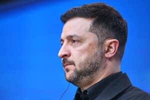 Wolodymyr Selenskyj spricht über Sicherheitsgarantien und Europa in Davos während wichtiger Gespräche.