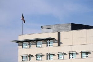 Uneinigkeit über US-Streaming-Dienste: Berlin, Koalition, gesetzliche Regelung oder freiwillige Investitionen?
