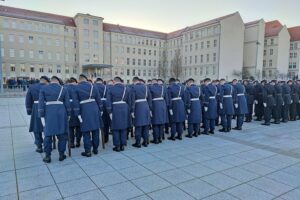 Gerade im Fokus: Bundeswehrsoldaten in Grönland zur Sicherung und Erkundung der Region.