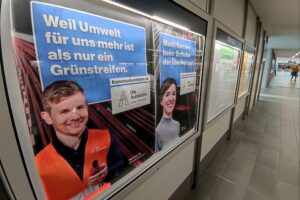Lohnerhöhung und Tarifverhandlungen für Autobahn GmbH: Verdi fordert mehr Gehalt und Wertschätzung.