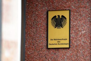Wehrbeauftragter fordert konsequentes Vorgehen gegen sexuelle Übergriffe in der Bundeswehr.
