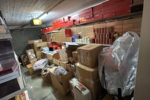 Illegale Abnehmprodukte und Kosmetika, beschlagnahmt vom Zoll in Hamburg und Niedersachsen.