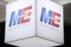 Logo von Gesamtmetall mit kritischer Haltung gegenüber dem Bundestariftreuegesetz in Berlin.