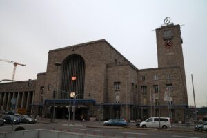 Stuttgart Hauptbahnhof, Bundespolizei im Einsatz, Widerstand eines Mannes, Kontrolle, Verletzungen.