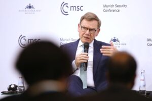 Johann Wadephul fordert Konsequenzen für Russlands Vorgehen gegen Alexej Nawalny auf Sicherheitskonferenz.