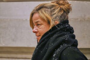 Mona Neubaur fordert weibliche Bundespräsidentin als starkes Signal für Deutschland.