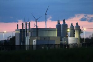 Gasspeicher in Deutschland, Diskussion über Gasversorgung und politische Auseinandersetzungen zwischen Parteien.