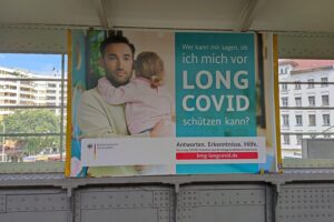 Forschung zu Corona-Langzeitfolgen, Unterstützung für Betroffene, medizinische Versorgung, Fortschritt und Hoffnung.