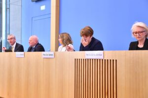 Bundesregierung wählt neuen Wirtschaftsweisen: Gabriel Felbermayr als potenzieller Nachfolger von Malmendier.
