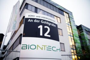 Biontech-Gründer und Investoren besprechen neue Investitionen in künftige Arzneimittelentwicklung.