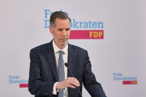 Christian Dürr und FDP-Vorstand treten zurück, wollen bei Neuwahlen neue Chancen nutzen.