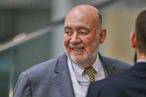 Ron Prosor spricht über Irans Regimewechsel und Deutschlands Rolle als Unterstützer.