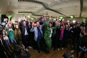 Landtagswahl: SPD gratuliert Grünen zum Sieg, analysiert ernüchternd eigenes Ergebnis und politische Lage.