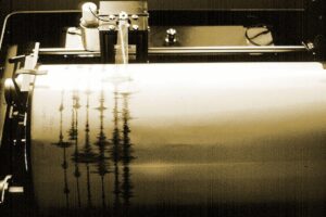 Seismograph zeichnet starkes Seebeben im Südpazifik auf, Epizentrum nahe Vanuatu.