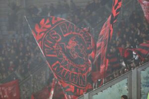 Gewalttätige Übergriffe auf Nürnberg-Fans in Bochum verurteilt, Aufruf zur Gastfreundschaft und Sicherheit.