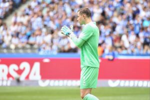 Hertha BSC gewinnt 1:0 gegen Dynamo Dresden, entscheidendes Eigentor nach hitziger Partie.