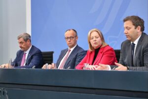 Kanzleramtsminister Frei spricht über Reformen und Herausforderungen nach Koalitionsausschuss in Berlin.