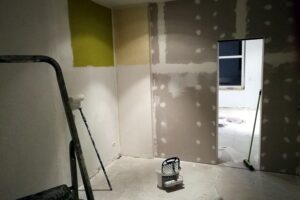 Umbau leerstehender Büros zu Wohnungen mit staatlicher Förderung für mehr Wohnraum und Lebensqualität.