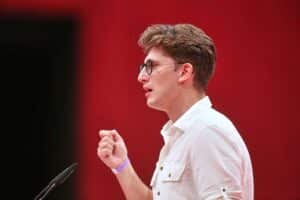 Philipp Türmer spricht über Regierungsfähigkeit und Herausforderungen der Unionsfraktion in Berlin.
