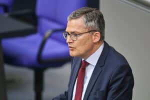 Politiker Roderich Kiesewetter fordert europäische Sicherheitsstrukturen als Ersatz für die NATO in Berlin.