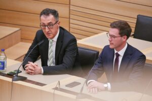 Cem Özdemir und Manuel Hagel diskutieren über Ulms Zukunft in Technologien und Forschung.