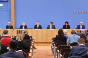 Wirtschaftsforschungsinstitute diskutieren Rückkehr syrischer Flüchtlinge und Auswirkungen auf Deutschlands Potenzialwachstum.