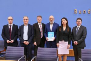 Wirtschaftsprognose 2026: Konjunktur, Inflation, Beschäftigung – Herausforderungen und Chancen für Deutschland.